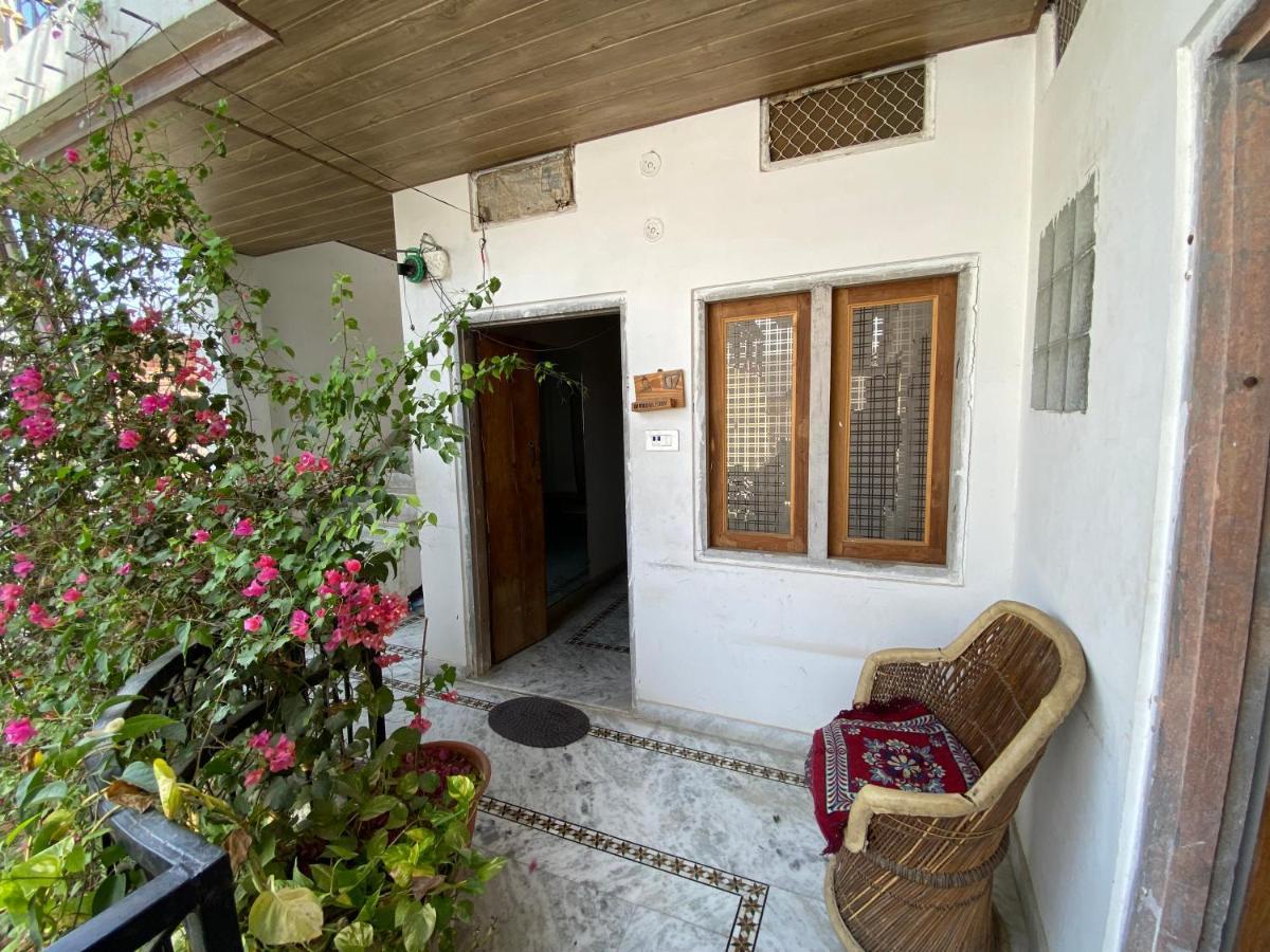 Hotel Buddha Stay Pushkar Bagian luar foto